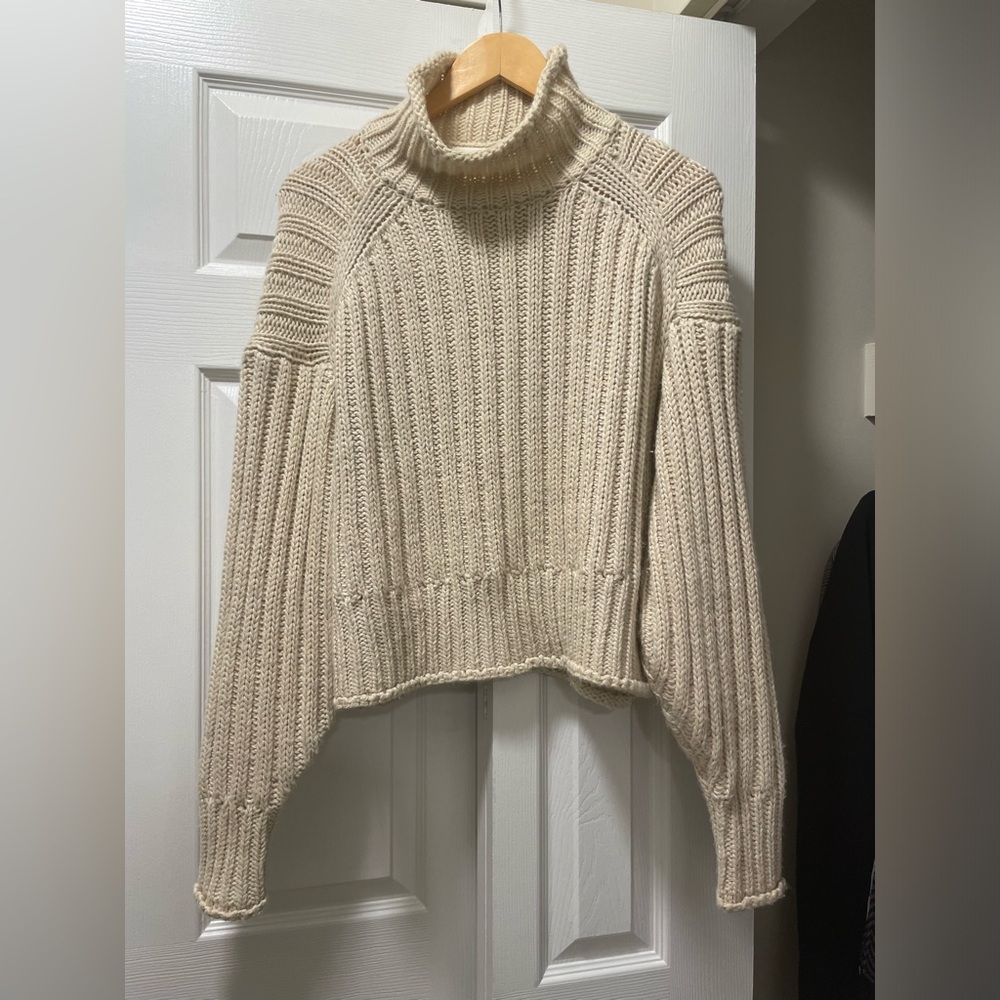 HM Chunky Knit Turtleneck Cream Sweater
